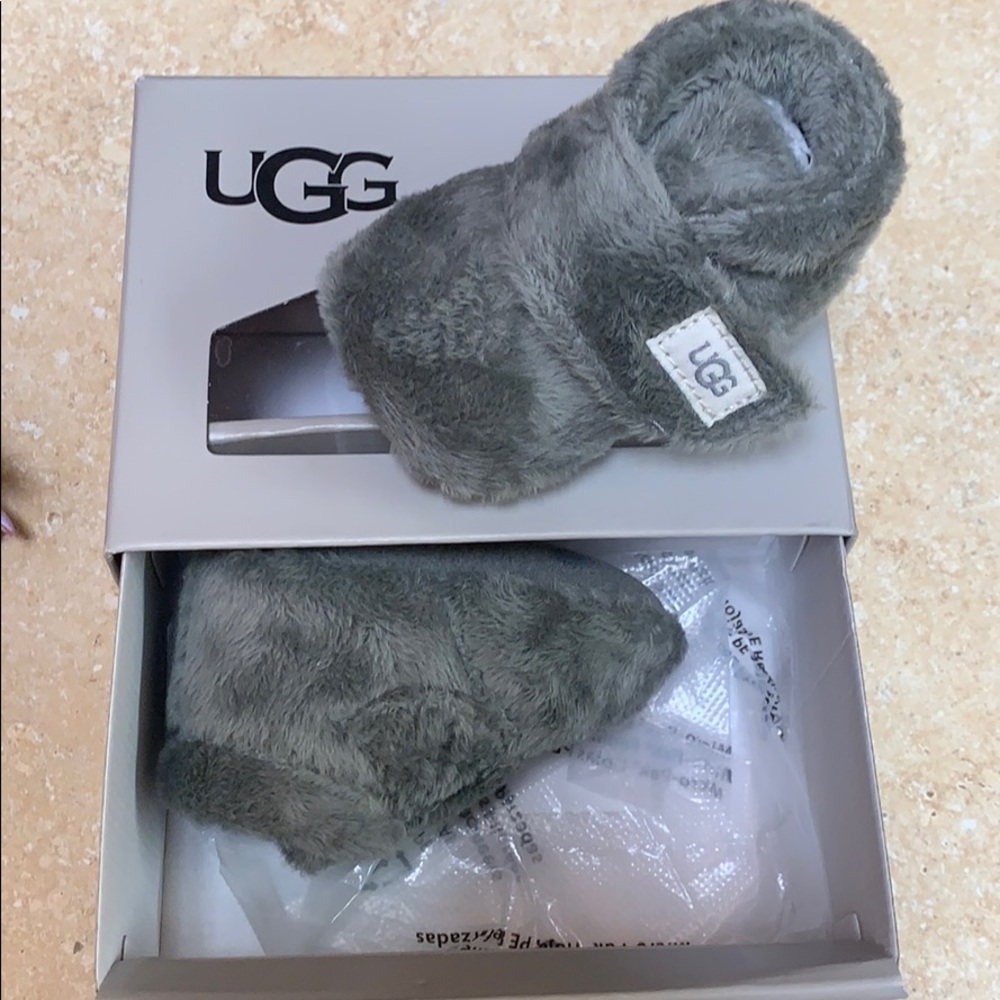 UGG Baby bootie